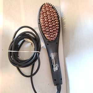 SImply Straight Ceramic Hair Straightening Brush, Black/Pink